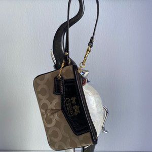 Coach Madison Patent Pleated Wristlet Purce